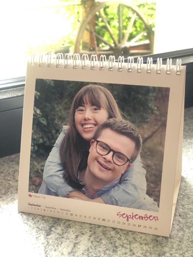 Willkommen im neuen Monat!
Möge er dir viele kleine Glücksmomente schenken - Schritt für Schritt, Tag für Tag. 🍀

Kalenderblatt aus Kalender “A little extra 2026” by @connywenk 

Was war für dich heute ein Glücksmoment?

#Alittleextra #Downsyndrom #Inclusion #Connywenk #neufeldverlag
